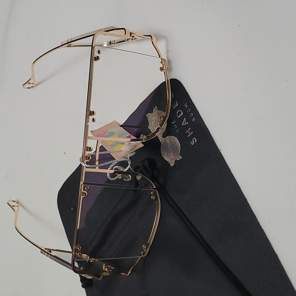 2FOR$30 BRAND NEW BLACK  LENS  GOLD FLAT TOP FRAME SUNGLASSES +CASE ETC - Picture 3 of 5